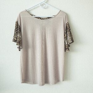 Ces Femme Beige Textured Loepard Top